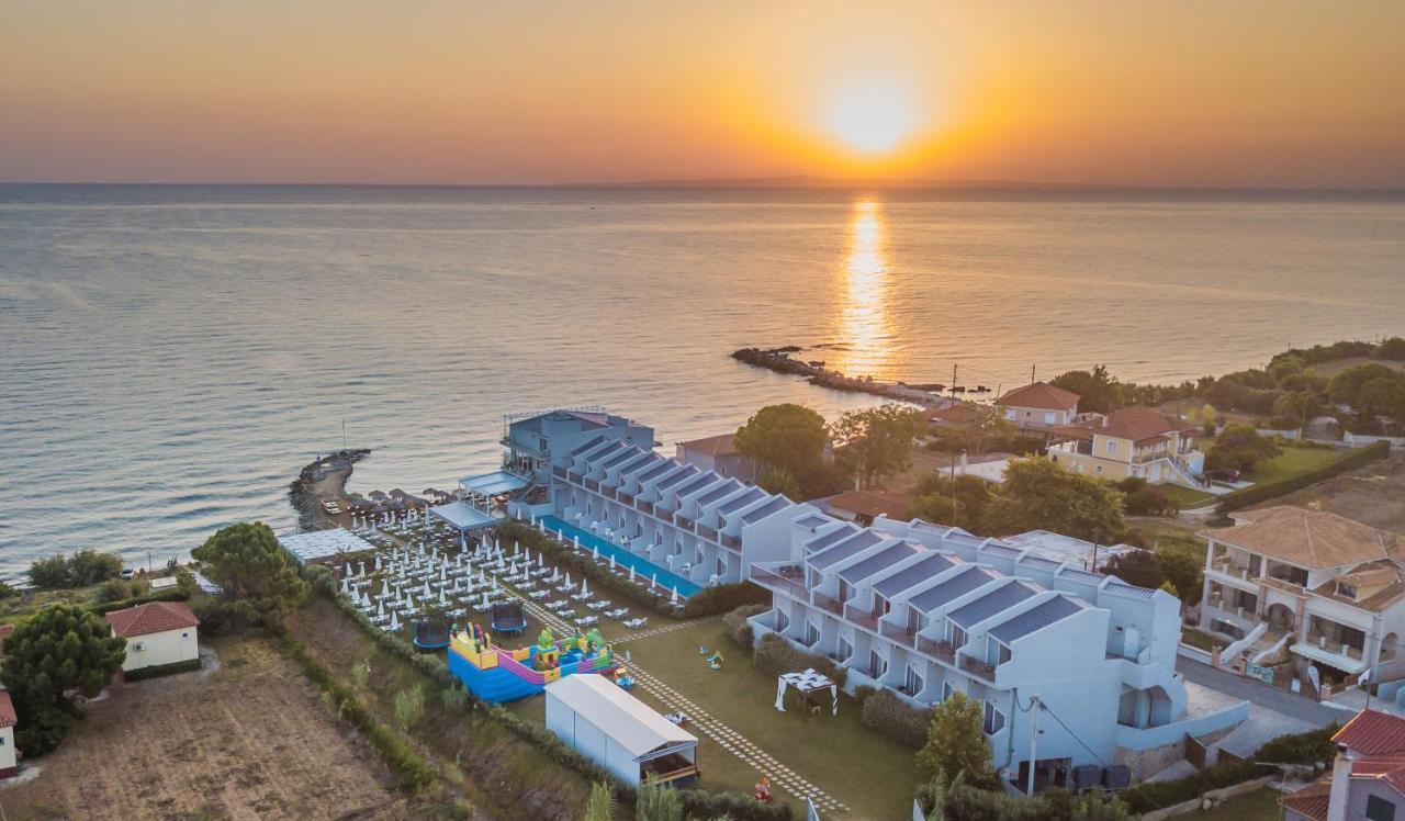 Golden Coast Boutique - Luxury Living Aparthotel Kipszéli Kültér fotó