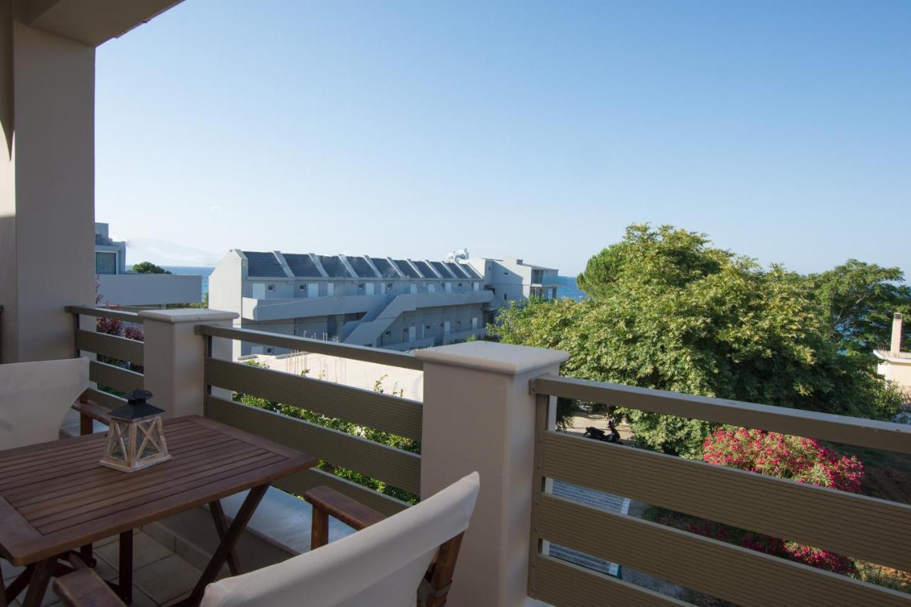 Golden Coast Boutique - Luxury Living Aparthotel Kipszéli Kültér fotó